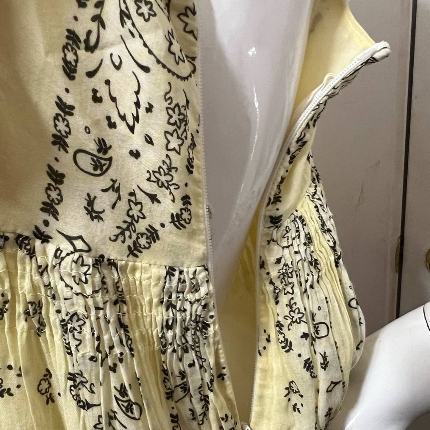 Dolce & Gabbana Yellow & White Lace Eyelet Dress 38