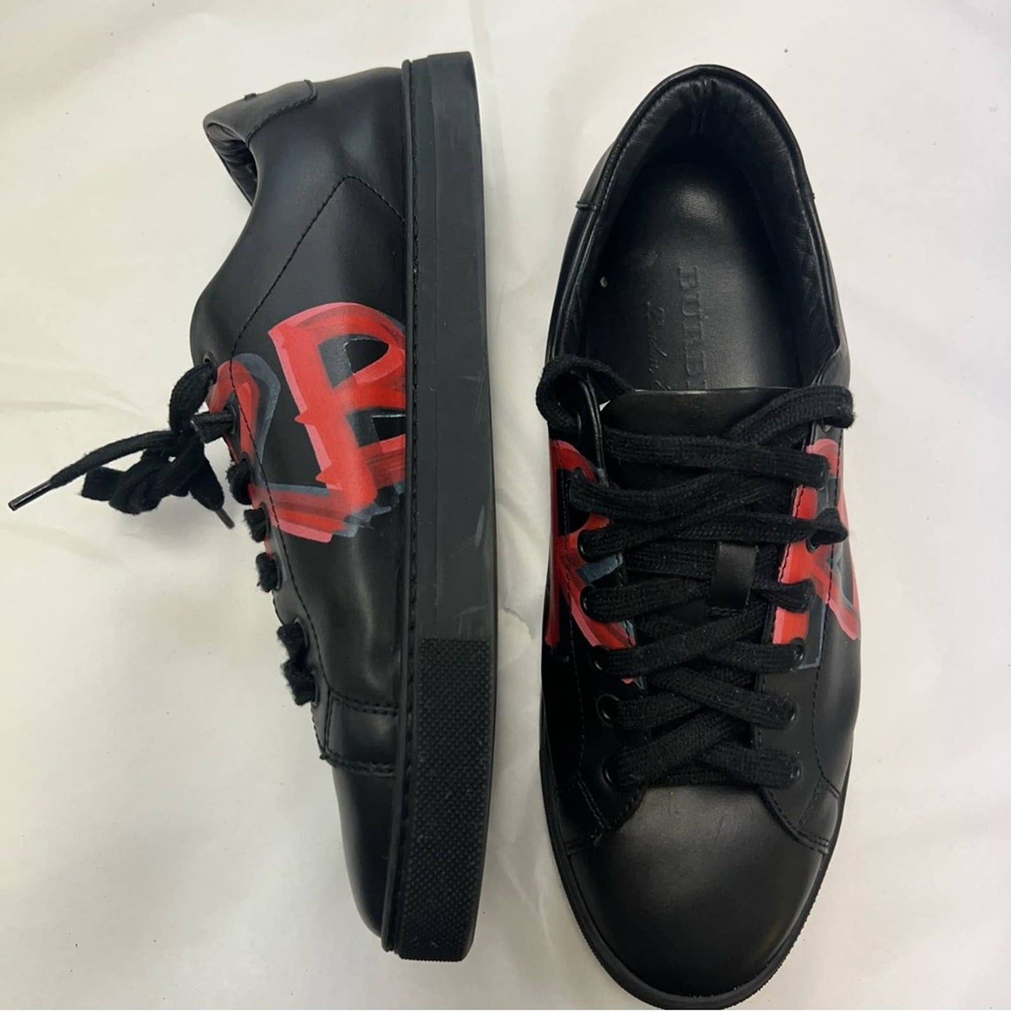 MEN BURBERRY Painted Logo Sneakers Low Cut Sneakers Black Leather 41