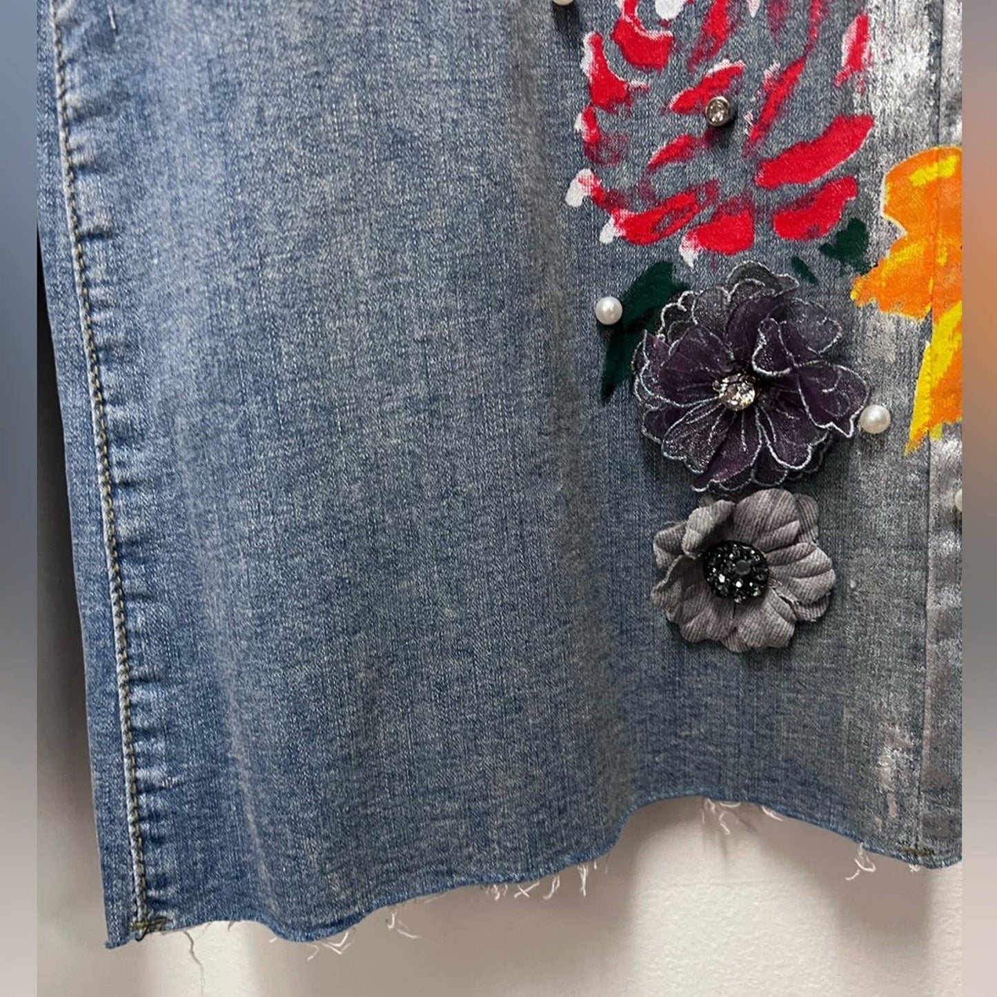 Gabby Isabella Blue Crop Coated Embellished Frayed Hem Jeans 8