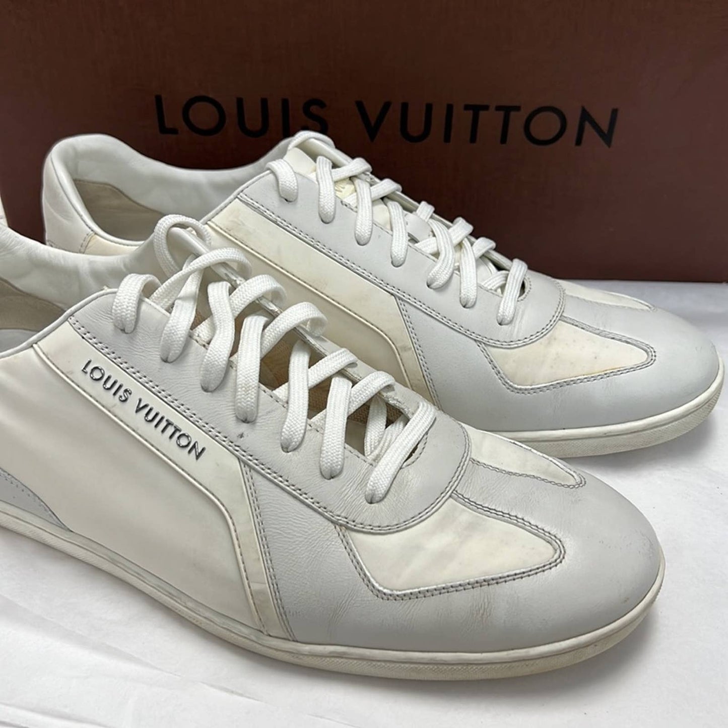 LOUIS VUITTON Men's White Leather Trim Lace up Low Top Sneakers 8
