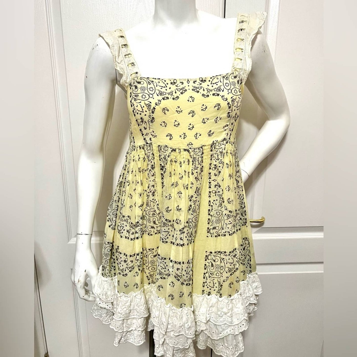 Dolce & Gabbana Yellow & White Lace Eyelet Dress 38