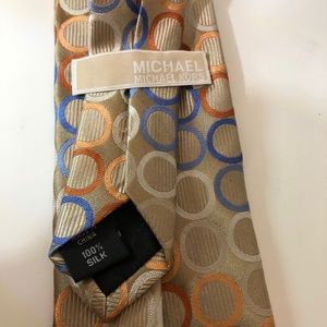 Michael M Kors Men’s Gold & Blue Print Silk Tie